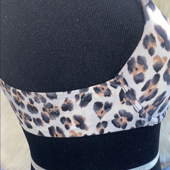 VICTORIA’S Secret bra - Picture 7 of 15